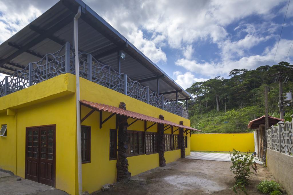 Recanto Da Canela Amarela Hotell Araquari Exteriör bild